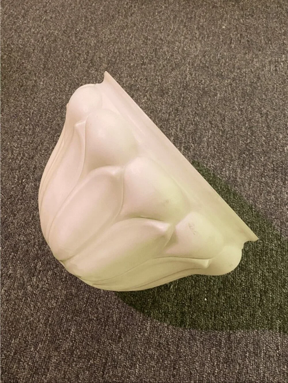 Antique Art Deco Style Artichoke Pattern Frosted Glass Shade